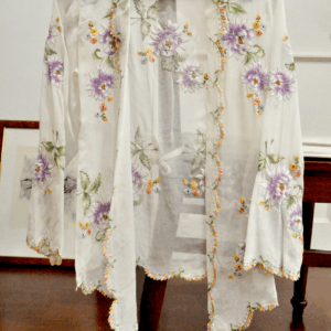 Kebaya-Putih-Bunga-Variasi