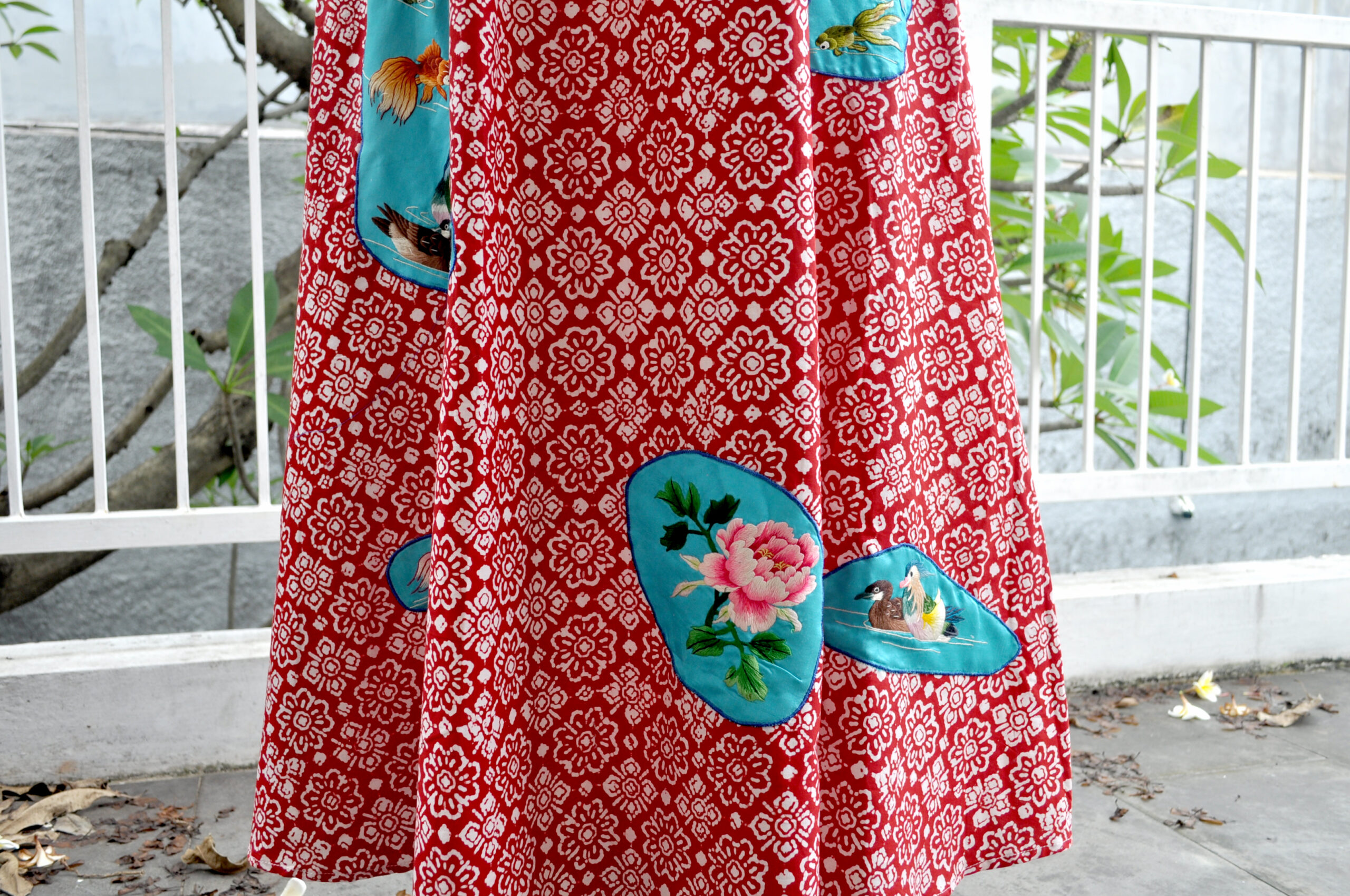 Rok Batik Nitik Bordir Merah Rok Batik Nitik Bordir Merah