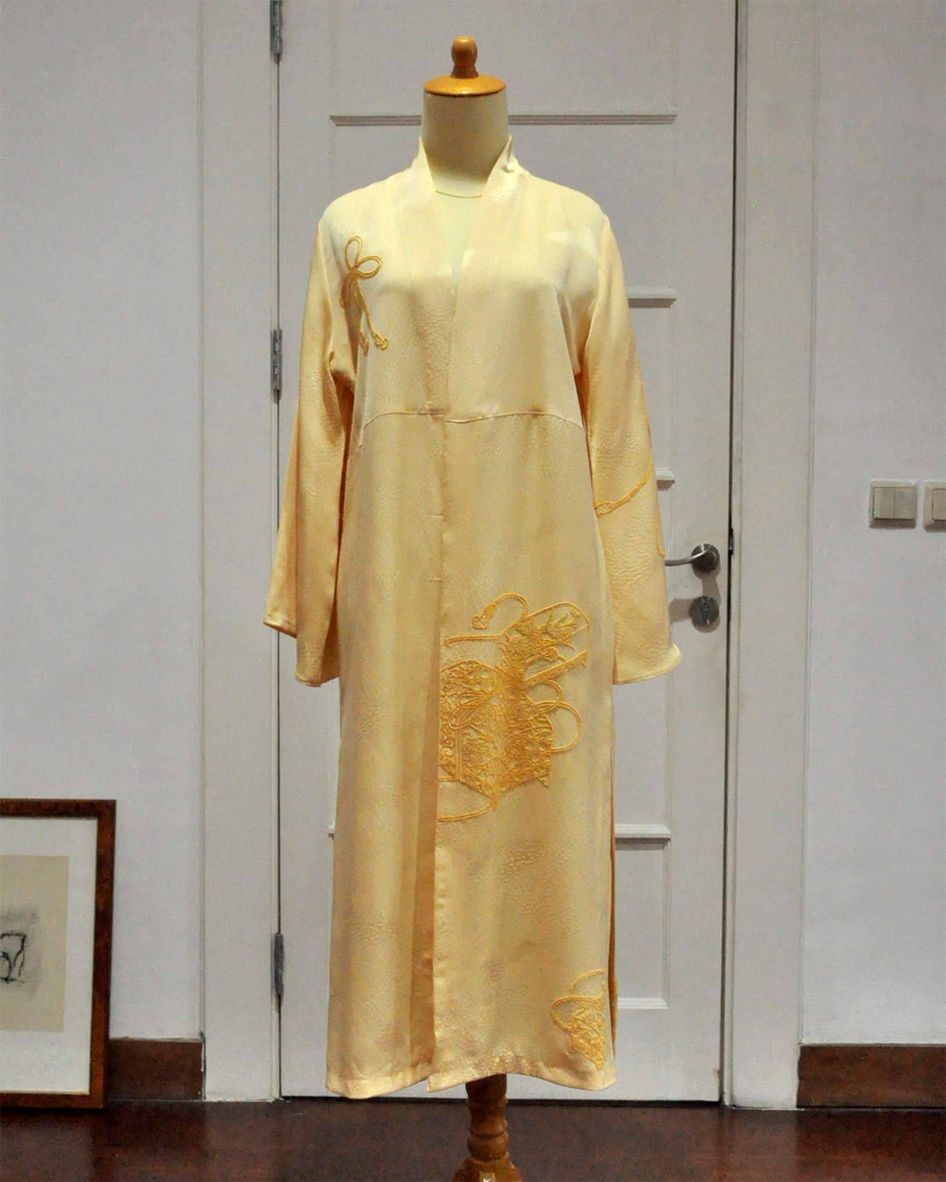 10 - Outerwear Cream set image
