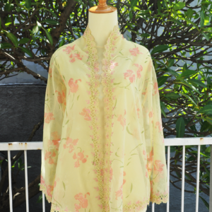 Kebaya Antik Putih Flower 1