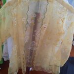 Kebaya Antik Kuning Renda