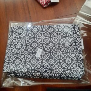Batik Cap Merah Bunga