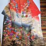 U03 - Uchikake Red-Navy Flowers