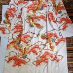U04 - Uchikake White Red Gold